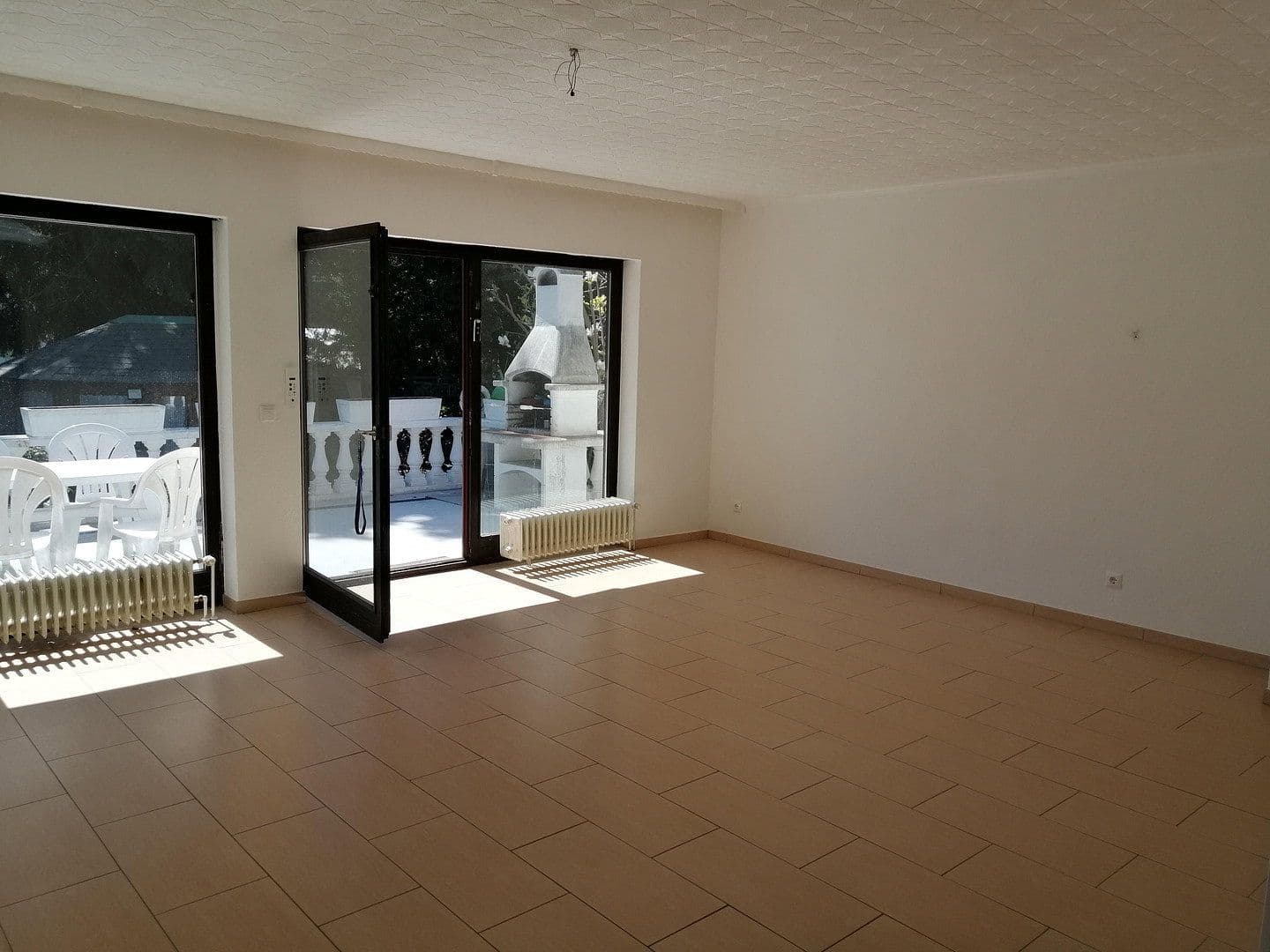 Predaj domu 160 m², pozemek 462 m², Berlin, Berlín Predaj domu 160 m², pozemek 462 m², Berlin, Berlín