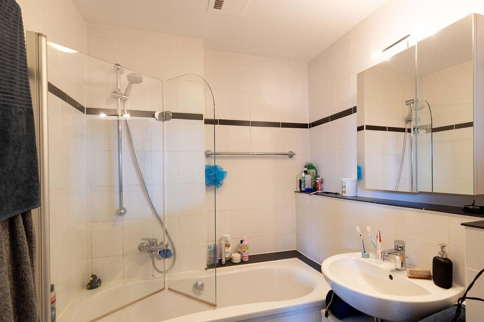 Predaj bytu 2-izbový 77 m², Thomas-Mann-Straße 44a, Bonn, Severné Porýnie - Westfálsko Predaj bytu 2-izbový 77 m², Thomas-Mann-Straße 44a, Bonn, Severné Porýnie - Westfálsko