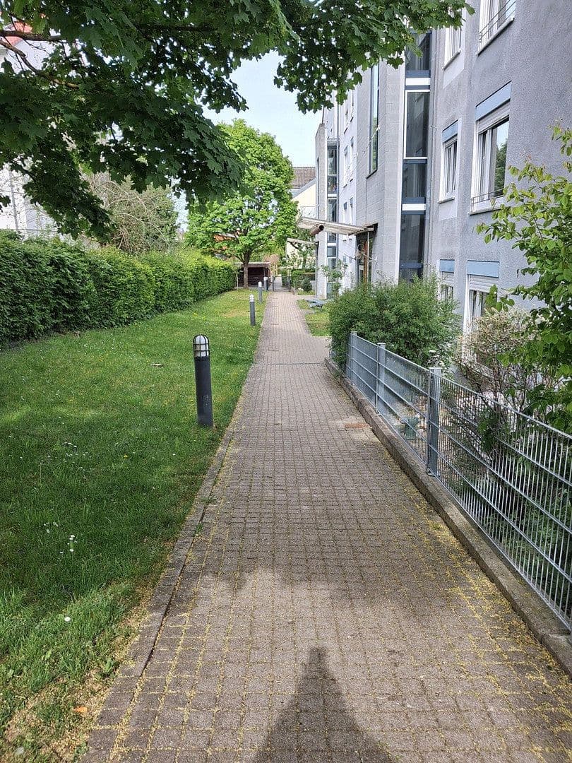 Predaj bytu 4-izbový 107 m², Böblingen, Bádensko-Wurttembersko Predaj bytu 4-izbový 107 m², Böblingen, Bádensko-Wurttembersko