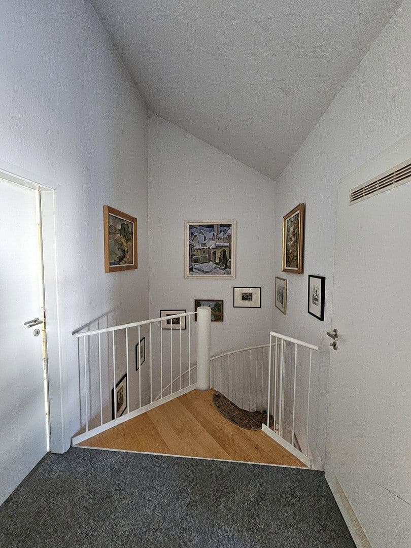 Predaj bytu 4-izbový 107 m², Böblingen, Bádensko-Wurttembersko Predaj bytu 4-izbový 107 m², Böblingen, Bádensko-Wurttembersko