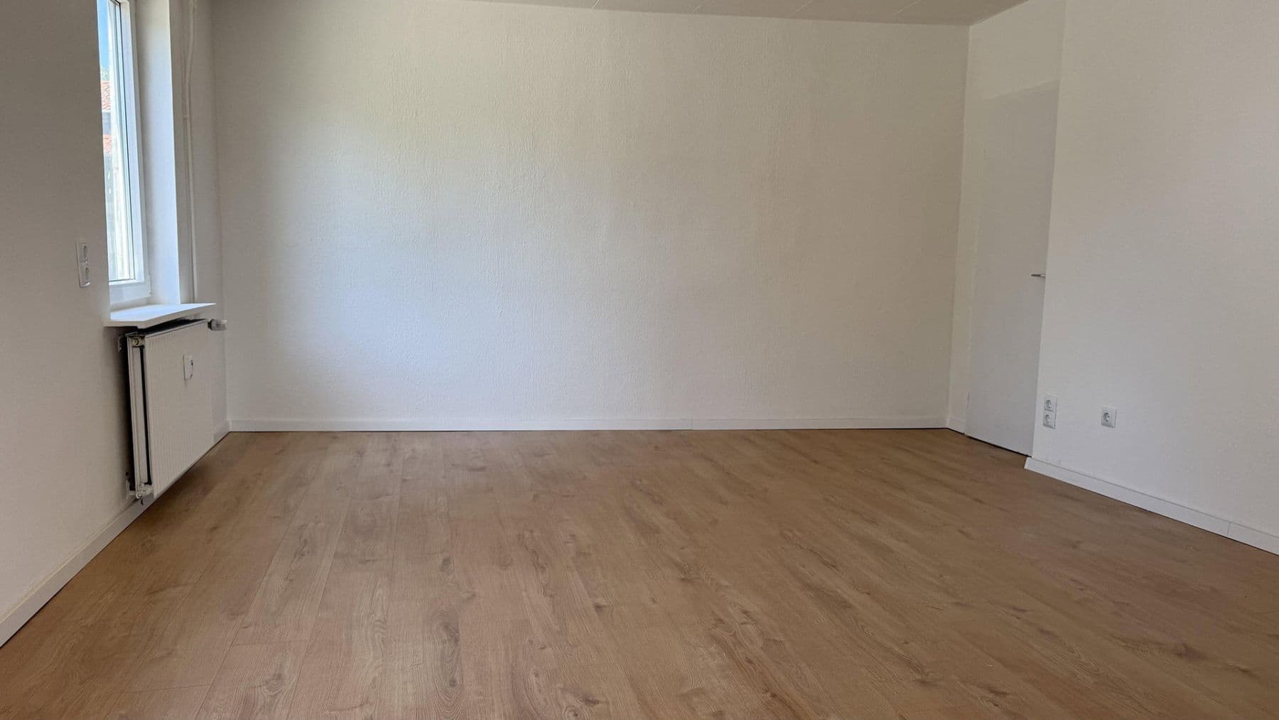Prenájom bytu 2-izbový 66 m², Einbeck, Dolné Sasko Prenájom bytu 2-izbový 66 m², Einbeck, Dolné Sasko