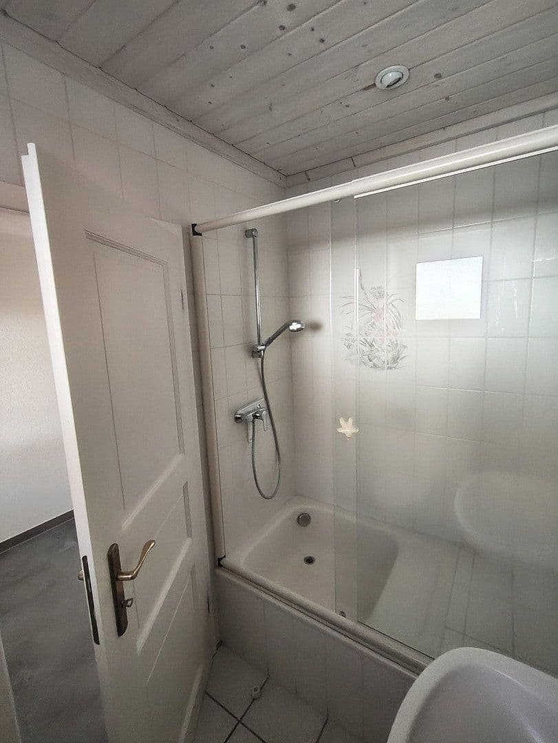Prenájom domu 140 m², pozemek 900 m², Burgdorf, Dolné Sasko Prenájom domu 140 m², pozemek 900 m², Burgdorf, Dolné Sasko