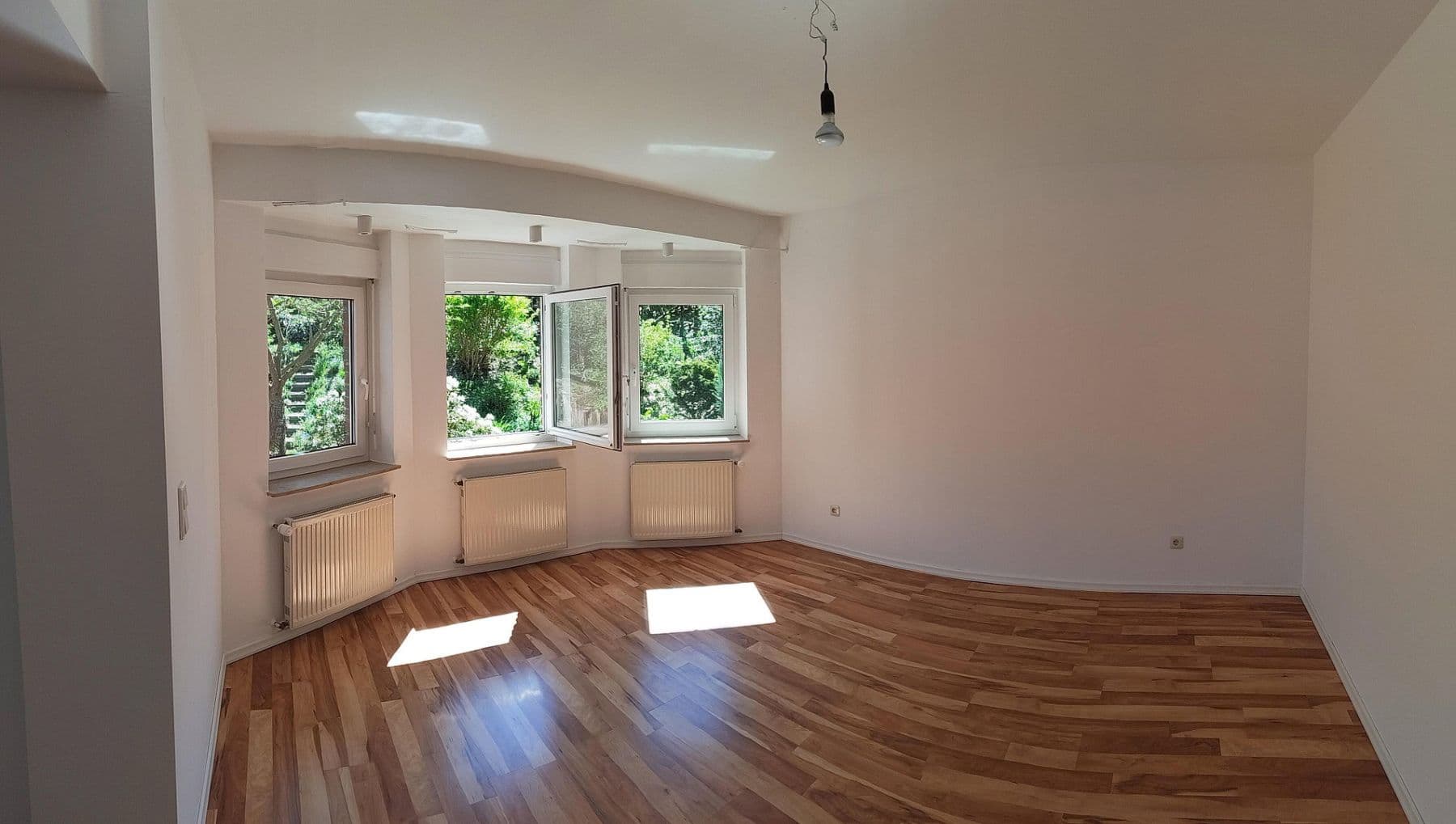 Prenájom domu 140 m², pozemek 900 m², Burgdorf, Dolné Sasko Prenájom domu 140 m², pozemek 900 m², Burgdorf, Dolné Sasko