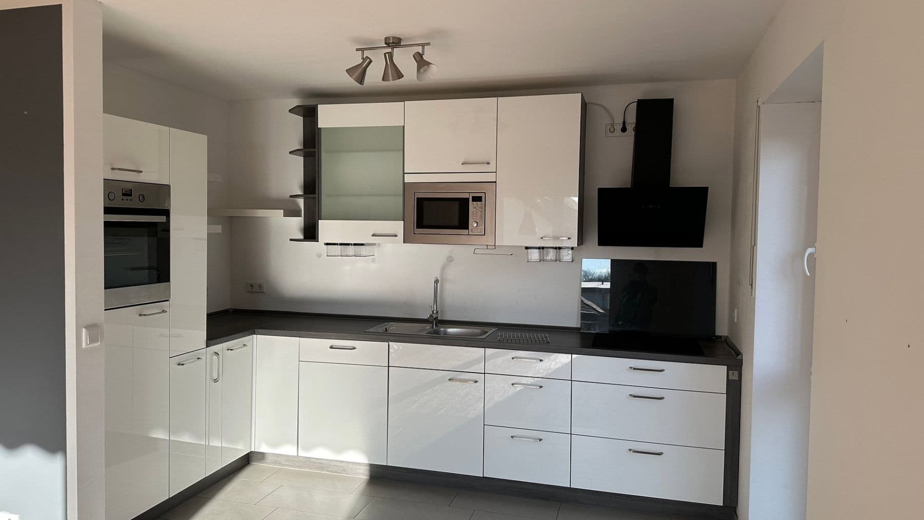 Prenájom bytu 3-izbový 116 m², Ahlen, Severné Porýnie - Westfálsko Prenájom bytu 3-izbový 116 m², Ahlen, Severné Porýnie - Westfálsko