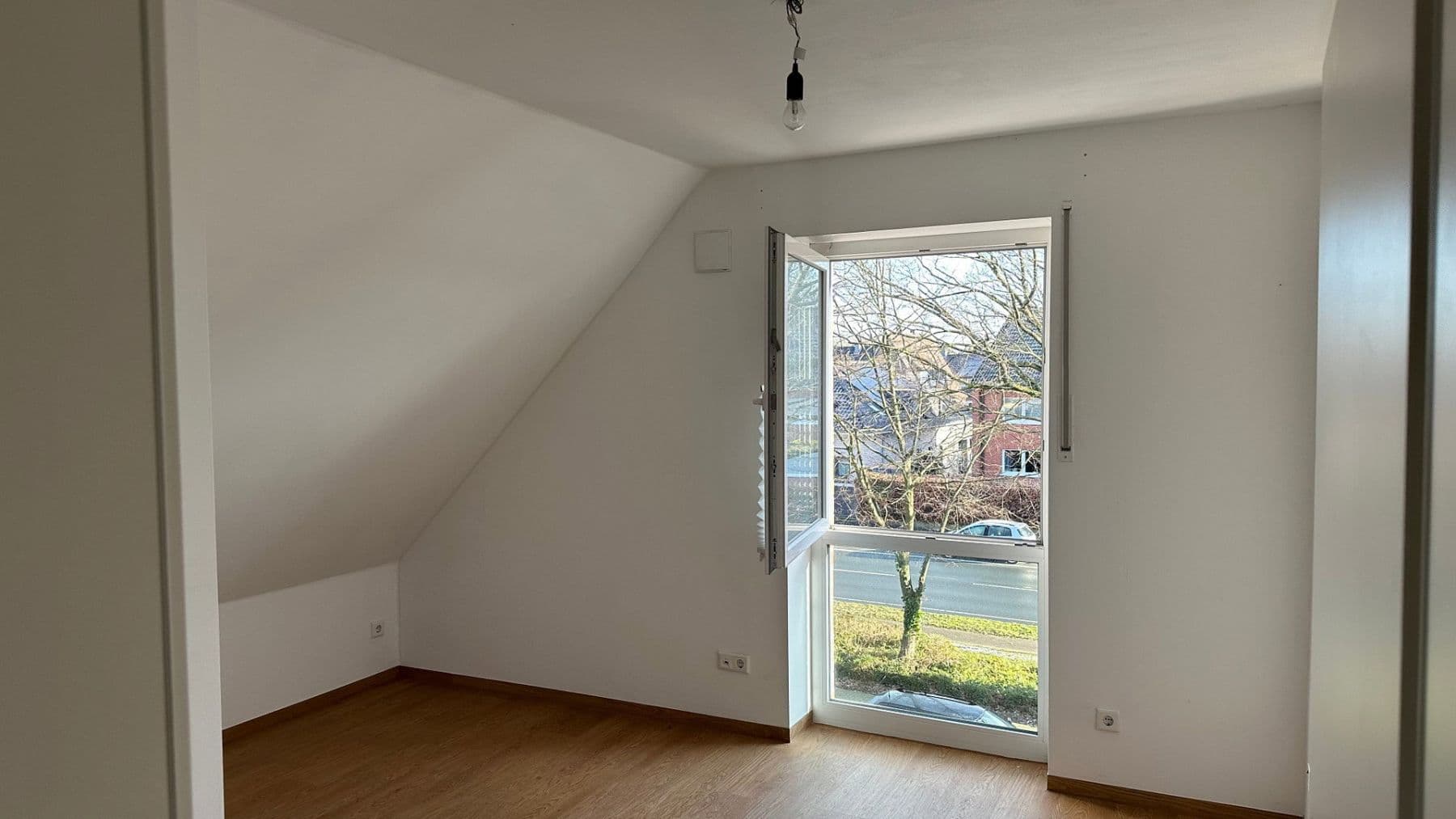 Prenájom bytu 3-izbový 116 m², Ahlen, Severné Porýnie - Westfálsko Prenájom bytu 3-izbový 116 m², Ahlen, Severné Porýnie - Westfálsko
