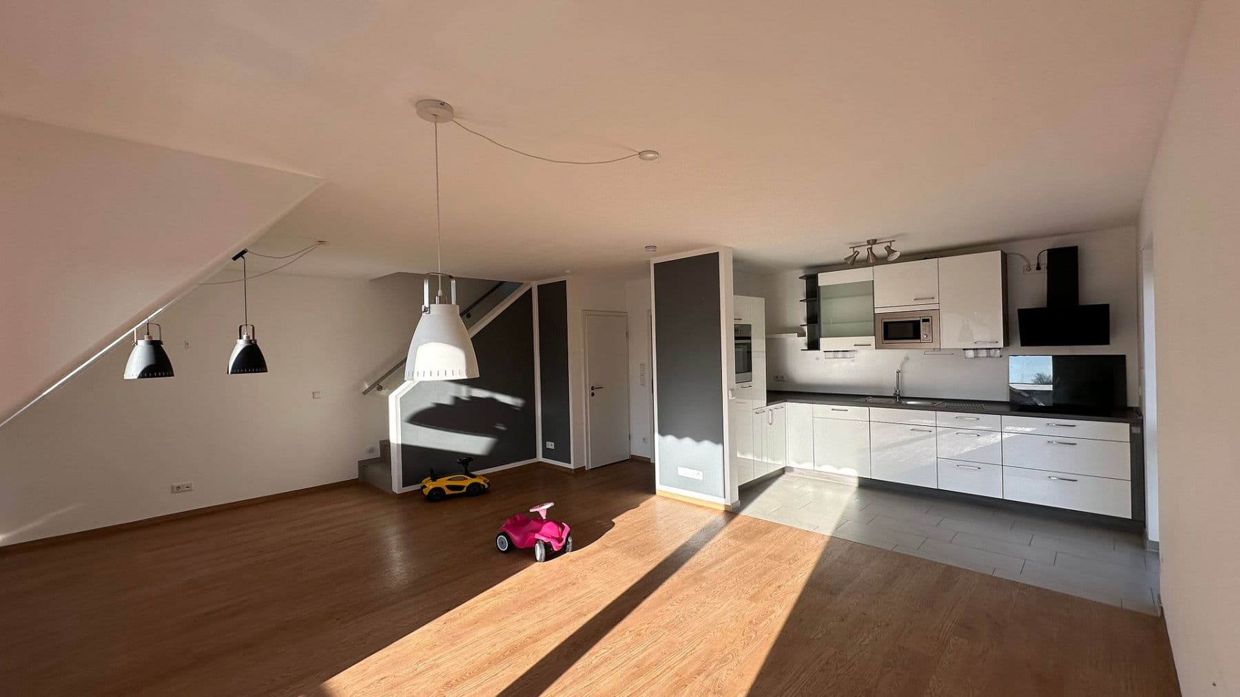 Prenájom bytu 3-izbový 116 m², Ahlen, Severné Porýnie - Westfálsko Prenájom bytu 3-izbový 116 m², Ahlen, Severné Porýnie - Westfálsko