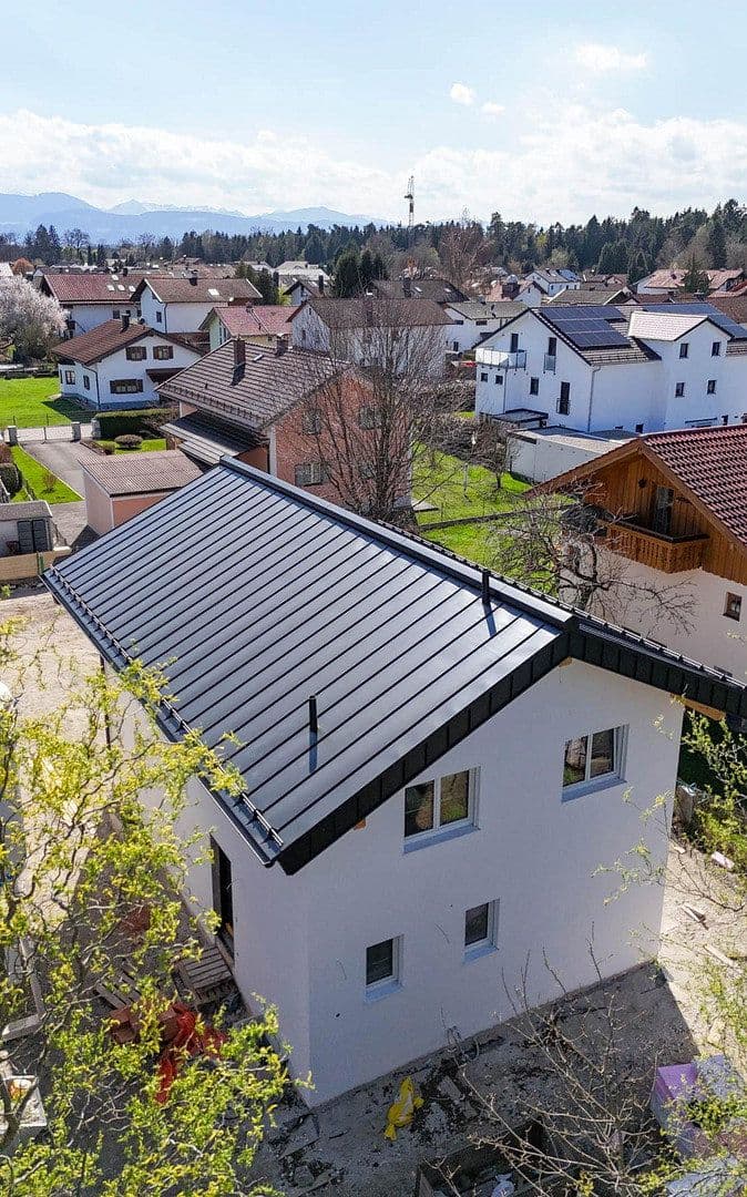 Prenájom domu 180 m², pozemek 553 m², Kolbermoor, Bavorsko Prenájom domu 180 m², pozemek 553 m², Kolbermoor, Bavorsko
