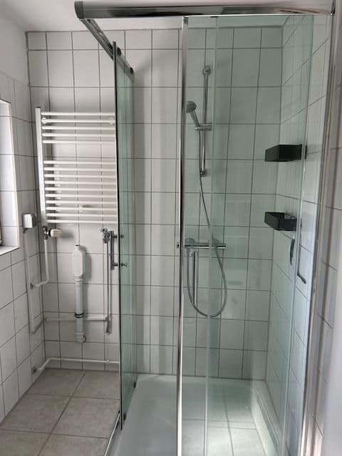 Prenájom bytu 2-izbový 50 m², Leverkusen Bergisch-Neukirchen, Severné Porýnie - Westfálsko Prenájom bytu 2-izbový 50 m², Leverkusen Bergisch-Neukirchen, Severné Porýnie - Westfálsko