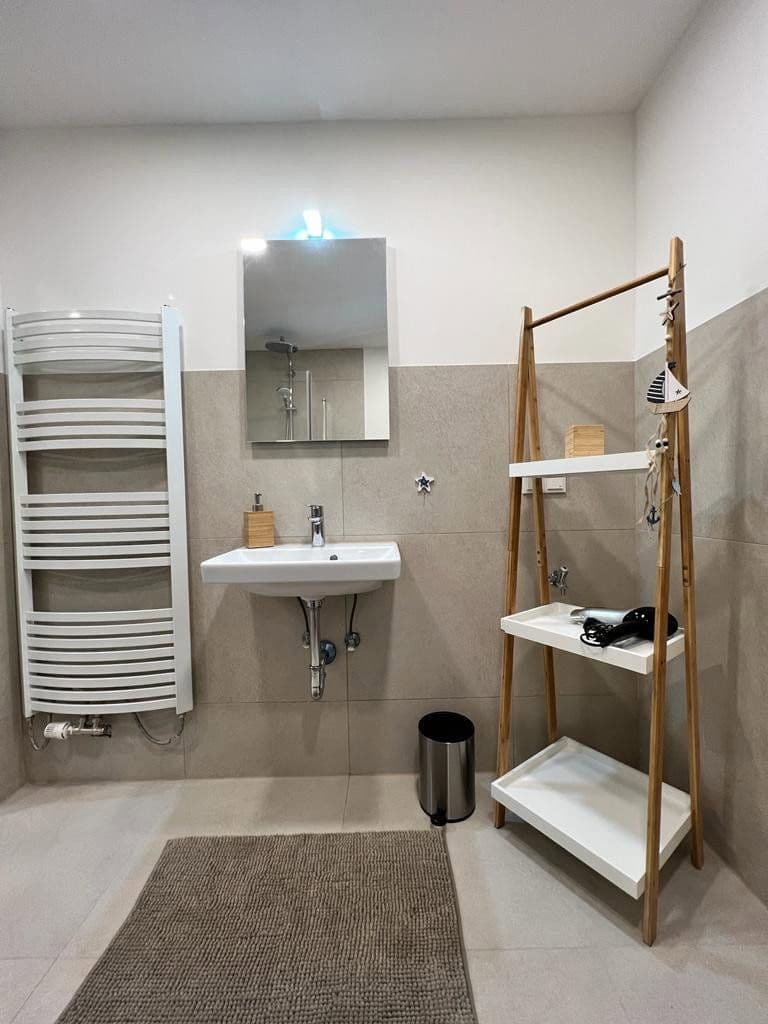 Prenájom bytu 1-izbový 42 m², Nürnberg, Bavorsko Prenájom bytu 1-izbový 42 m², Nürnberg, Bavorsko