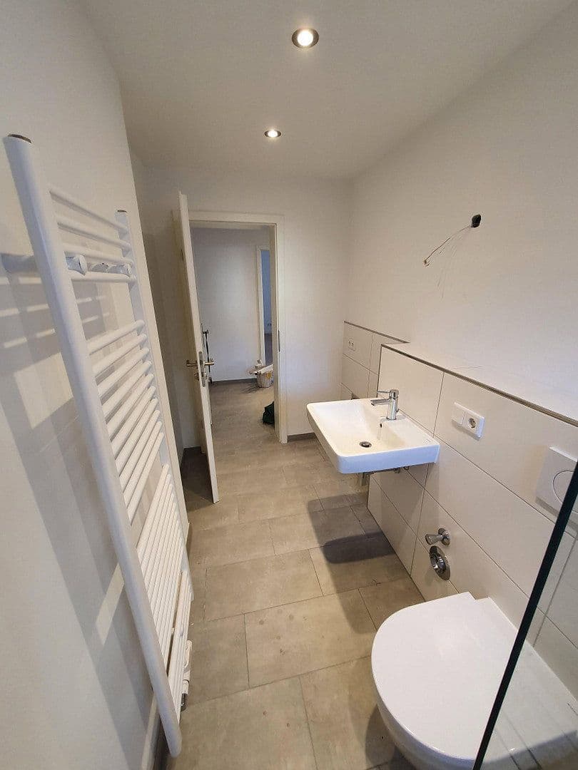 Prenájom bytu 3-izbový 82 m², Angerstraße 1, Hannover, Dolné Sasko Prenájom bytu 3-izbový 82 m², Angerstraße 1, Hannover, Dolné Sasko