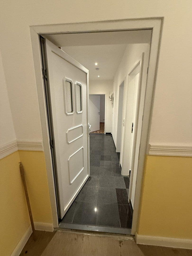 Prenájom domu 59 m², pozemek 800 m², Wiesbaden, Hesensko Prenájom domu 59 m², pozemek 800 m², Wiesbaden, Hesensko