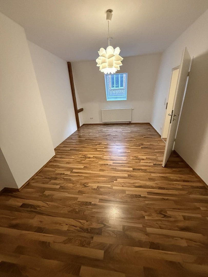 Prenájom domu 59 m², pozemek 800 m², Wiesbaden, Hesensko Prenájom domu 59 m², pozemek 800 m², Wiesbaden, Hesensko
