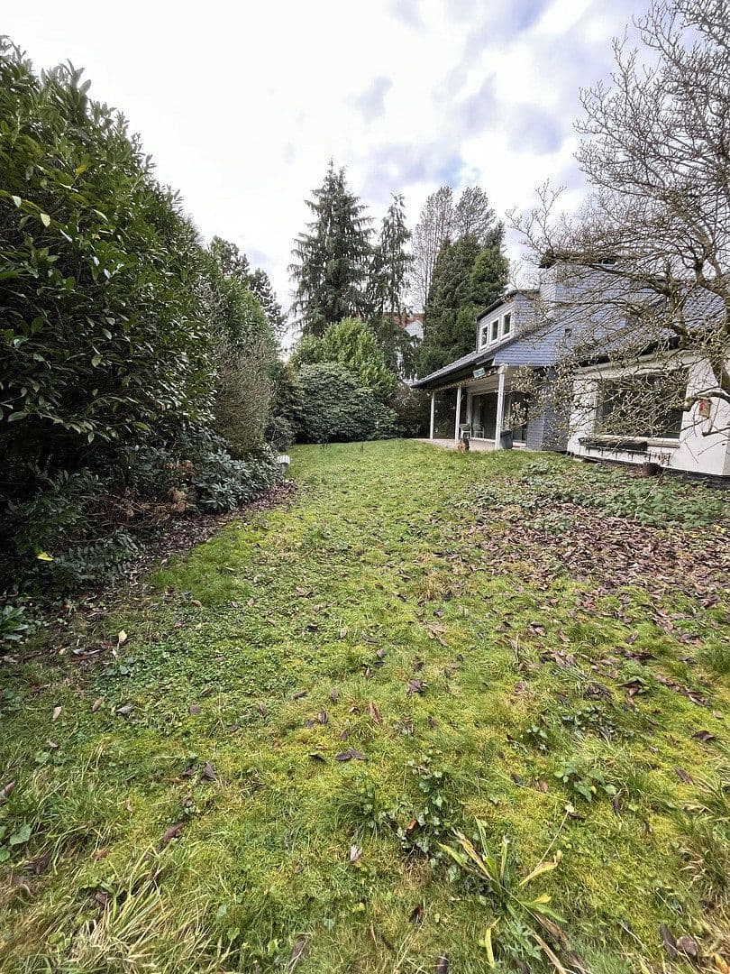 Predaj domu 220 m², pozemek 1.463 m², Königgrätzerstr. 12, Solingen, Severné Porýnie - Westfálsko Predaj domu 220 m², pozemek 1.463 m², Königgrätzerstr. 12, Solingen, Severné Porýnie - Westfálsko