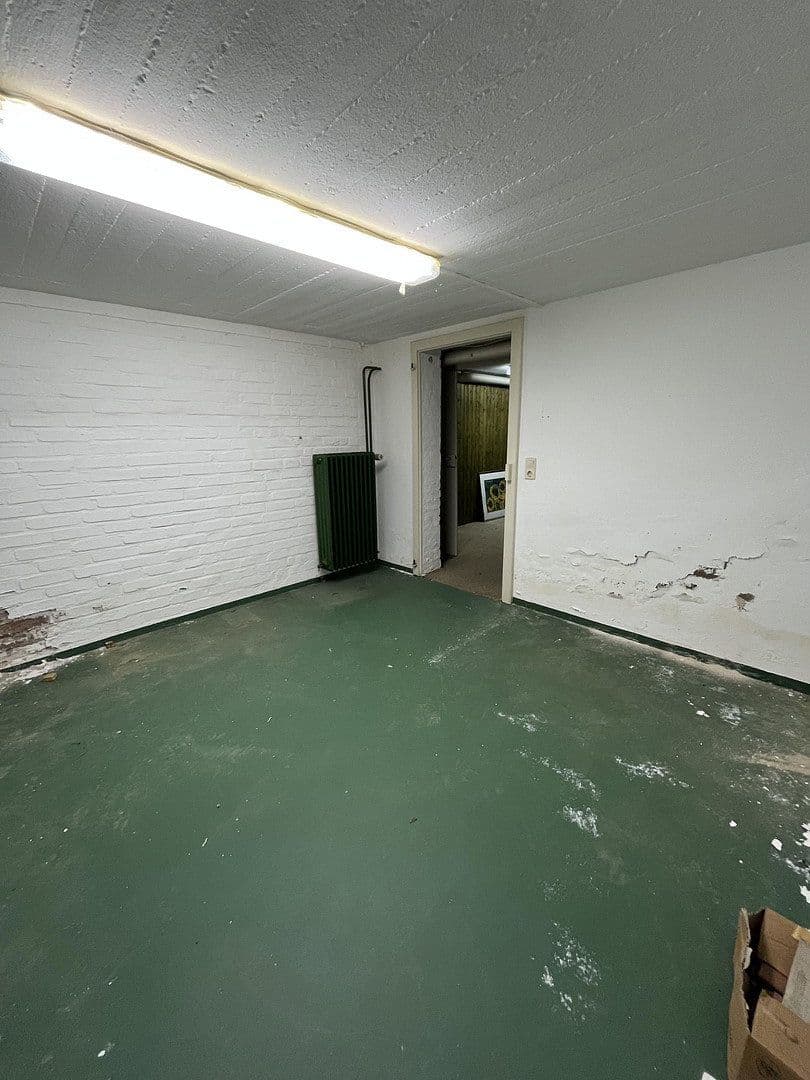 Predaj domu 220 m², pozemek 1.463 m², Königgrätzerstr. 12, Solingen, Severné Porýnie - Westfálsko Predaj domu 220 m², pozemek 1.463 m², Königgrätzerstr. 12, Solingen, Severné Porýnie - Westfálsko