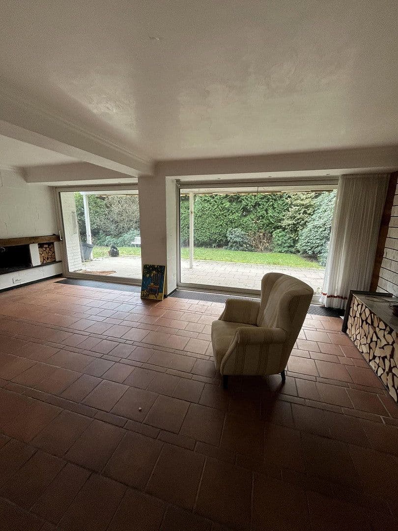 Predaj domu 220 m², pozemek 1.463 m², Königgrätzerstr. 12, Solingen, Severné Porýnie - Westfálsko Predaj domu 220 m², pozemek 1.463 m², Königgrätzerstr. 12, Solingen, Severné Porýnie - Westfálsko