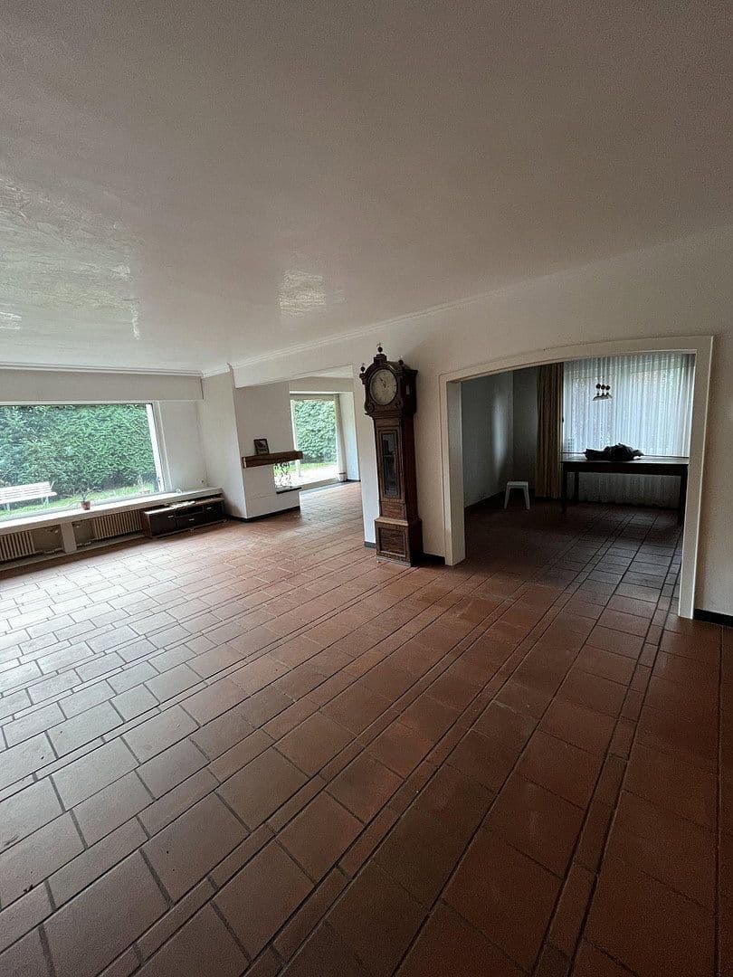 Predaj domu 220 m², pozemek 1.463 m², Königgrätzerstr. 12, Solingen, Severné Porýnie - Westfálsko Predaj domu 220 m², pozemek 1.463 m², Königgrätzerstr. 12, Solingen, Severné Porýnie - Westfálsko
