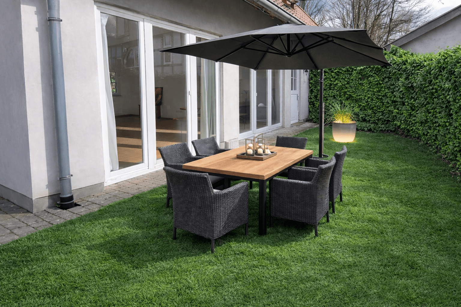 Predaj domu 320 m², pozemek 6.020 m², Bielefeld, Severné Porýnie - Westfálsko Predaj domu 320 m², pozemek 6.020 m², Bielefeld, Severné Porýnie - Westfálsko