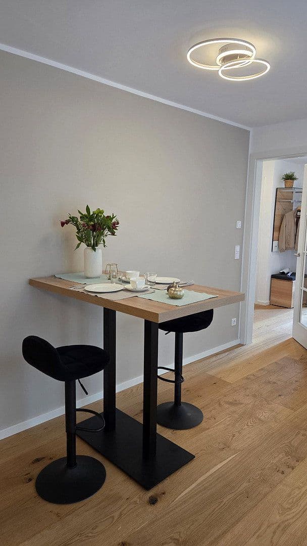 Prenájom bytu 2-izbový 65 m², Bergisch Gladbach, Severné Porýnie - Westfálsko Prenájom bytu 2-izbový 65 m², Bergisch Gladbach, Severné Porýnie - Westfálsko