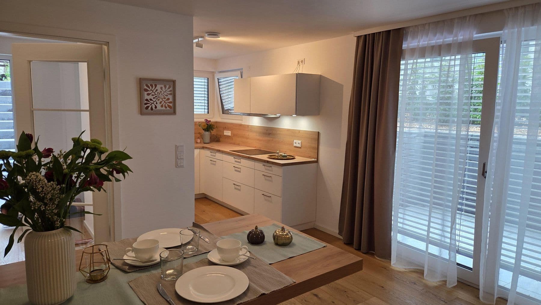 Prenájom bytu 2-izbový 65 m², Bergisch Gladbach, Severné Porýnie - Westfálsko Prenájom bytu 2-izbový 65 m², Bergisch Gladbach, Severné Porýnie - Westfálsko
