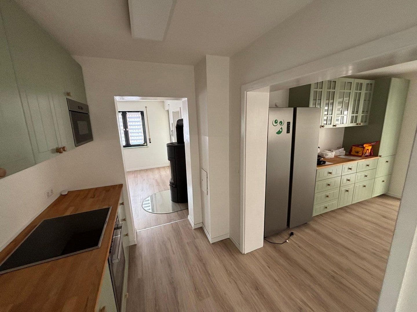 Prenájom bytu 3-izbový 92 m², Neufra, Bádensko-Wurttembersko Prenájom bytu 3-izbový 92 m², Neufra, Bádensko-Wurttembersko