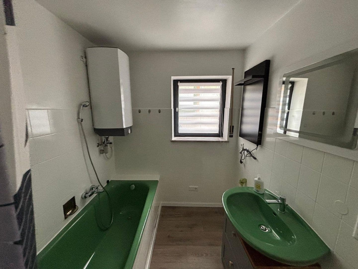 Prenájom bytu 3-izbový 92 m², Neufra, Bádensko-Wurttembersko Prenájom bytu 3-izbový 92 m², Neufra, Bádensko-Wurttembersko