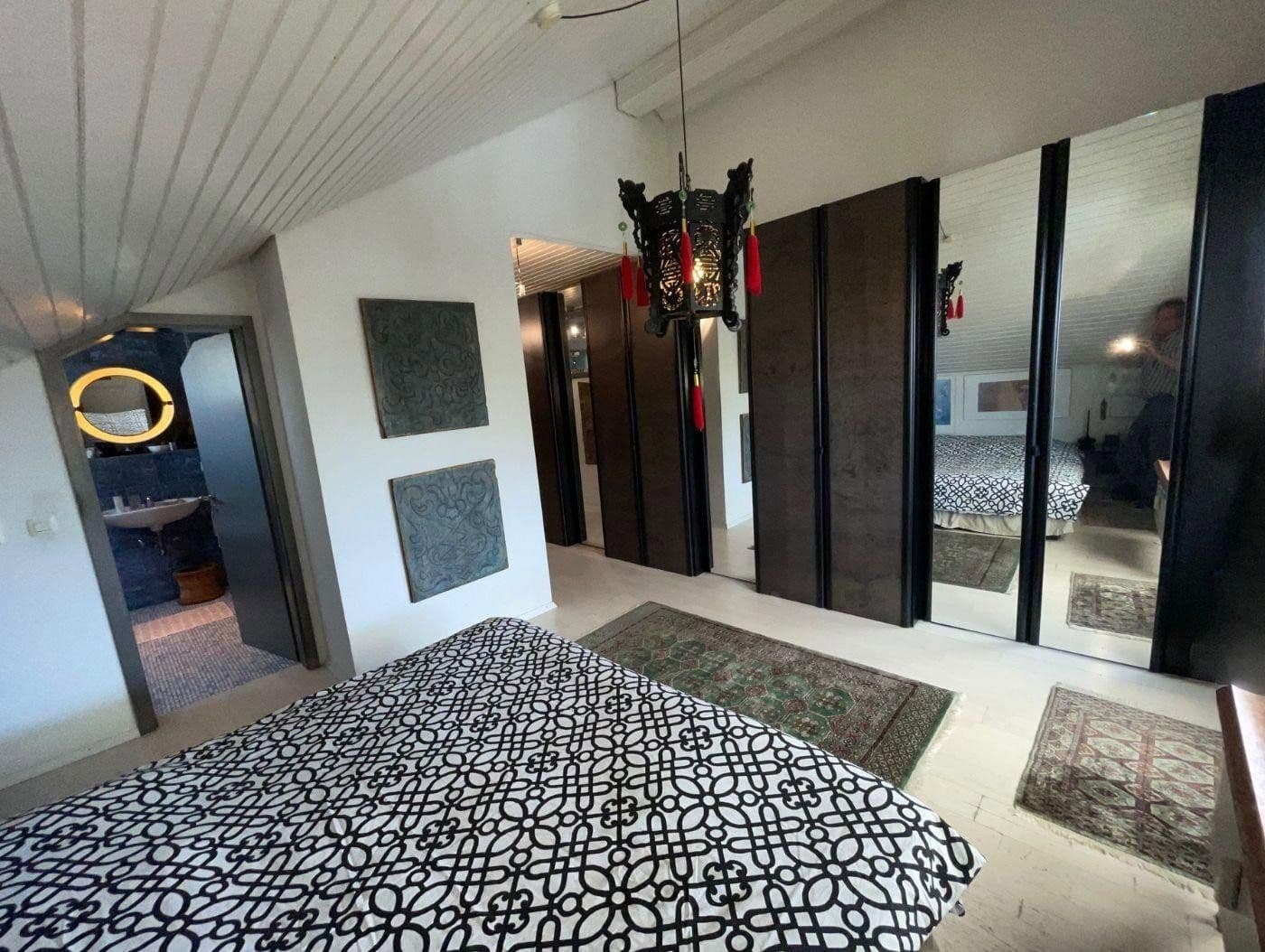 Predaj bytu 4-izbový 128 m², Leonberg, Bádensko-Wurttembersko Predaj bytu 4-izbový 128 m², Leonberg, Bádensko-Wurttembersko