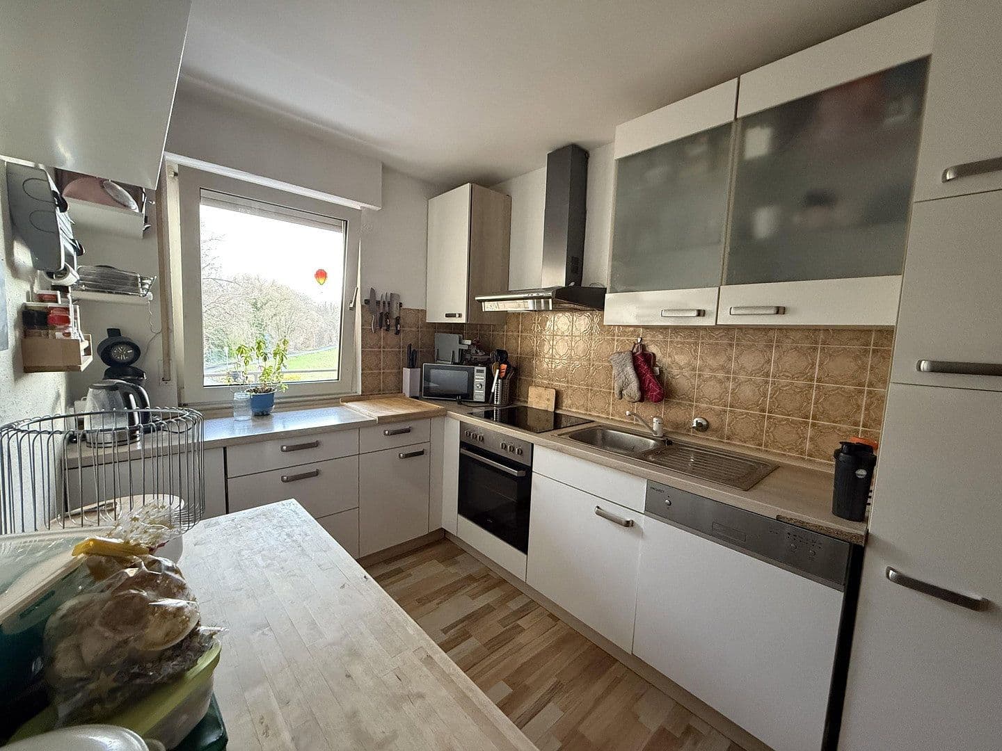 Prenájom bytu 3-izbový 89 m², Im Bruch 1a, Köln, Severné Porýnie - Westfálsko Prenájom bytu 3-izbový 89 m², Im Bruch 1a, Köln, Severné Porýnie - Westfálsko