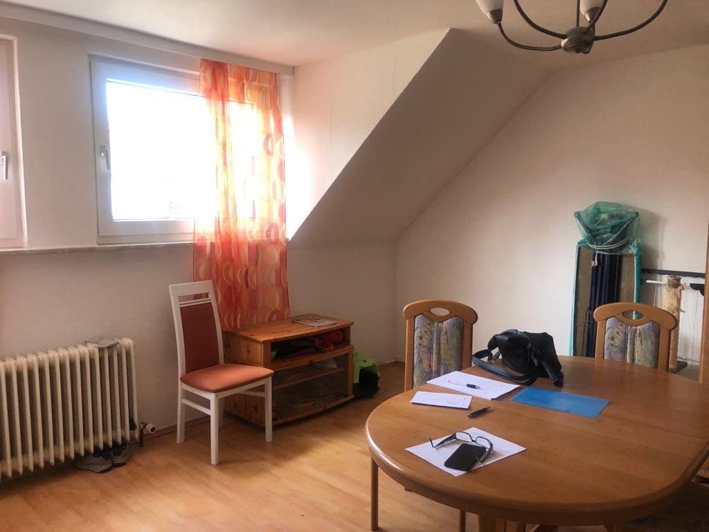 Prenájom bytu 3-izbový 60 m², Schwarzbach 80, Wuppertal, Severné Porýnie - Westfálsko Prenájom bytu 3-izbový 60 m², Schwarzbach 80, Wuppertal, Severné Porýnie - Westfálsko