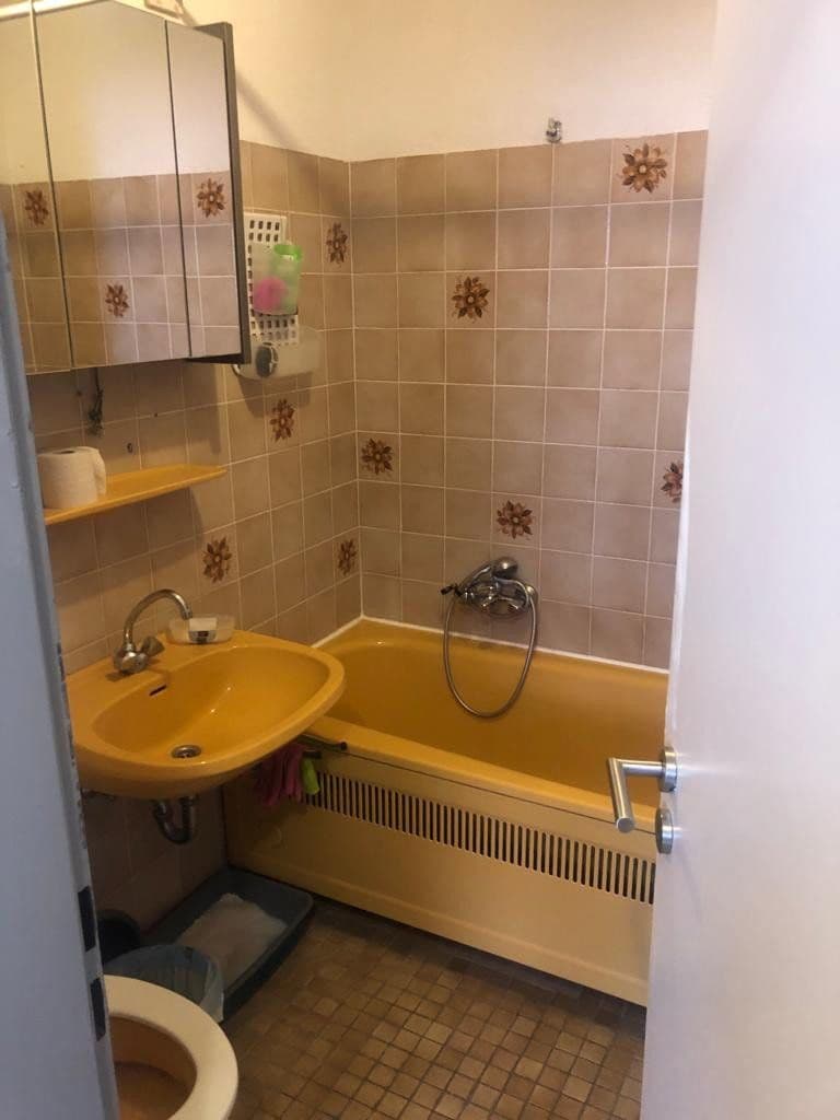 Prenájom bytu 3-izbový 60 m², Schwarzbach 80, Wuppertal, Severné Porýnie - Westfálsko Prenájom bytu 3-izbový 60 m², Schwarzbach 80, Wuppertal, Severné Porýnie - Westfálsko