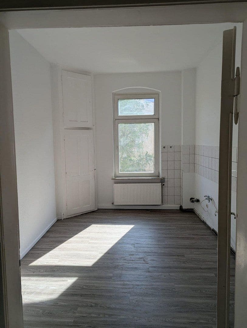 Prenájom bytu 4-izbový 100 m², Willhelmstraße 16, Helmstedt, Dolné Sasko Prenájom bytu 4-izbový 100 m², Willhelmstraße 16, Helmstedt, Dolné Sasko