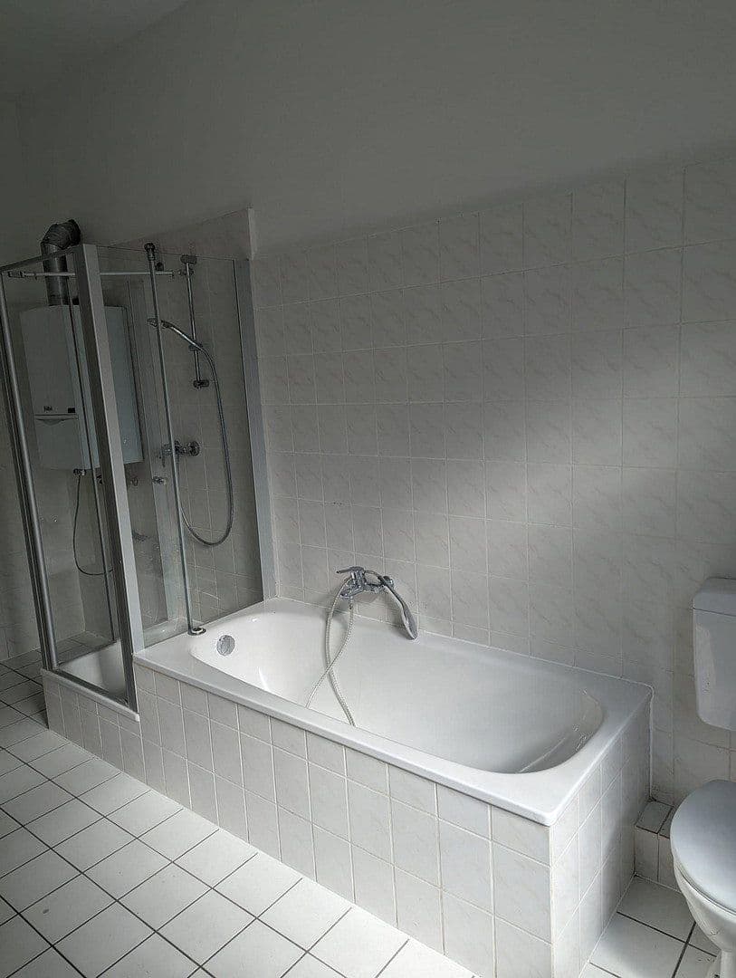 Prenájom bytu 4-izbový 100 m², Willhelmstraße 16, Helmstedt, Dolné Sasko Prenájom bytu 4-izbový 100 m², Willhelmstraße 16, Helmstedt, Dolné Sasko