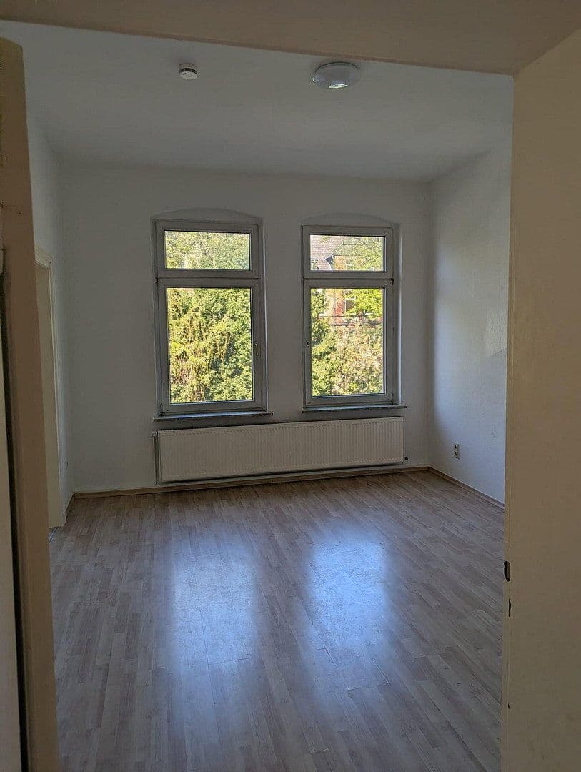 Prenájom bytu 4-izbový 100 m², Willhelmstraße 16, Helmstedt, Dolné Sasko Prenájom bytu 4-izbový 100 m², Willhelmstraße 16, Helmstedt, Dolné Sasko
