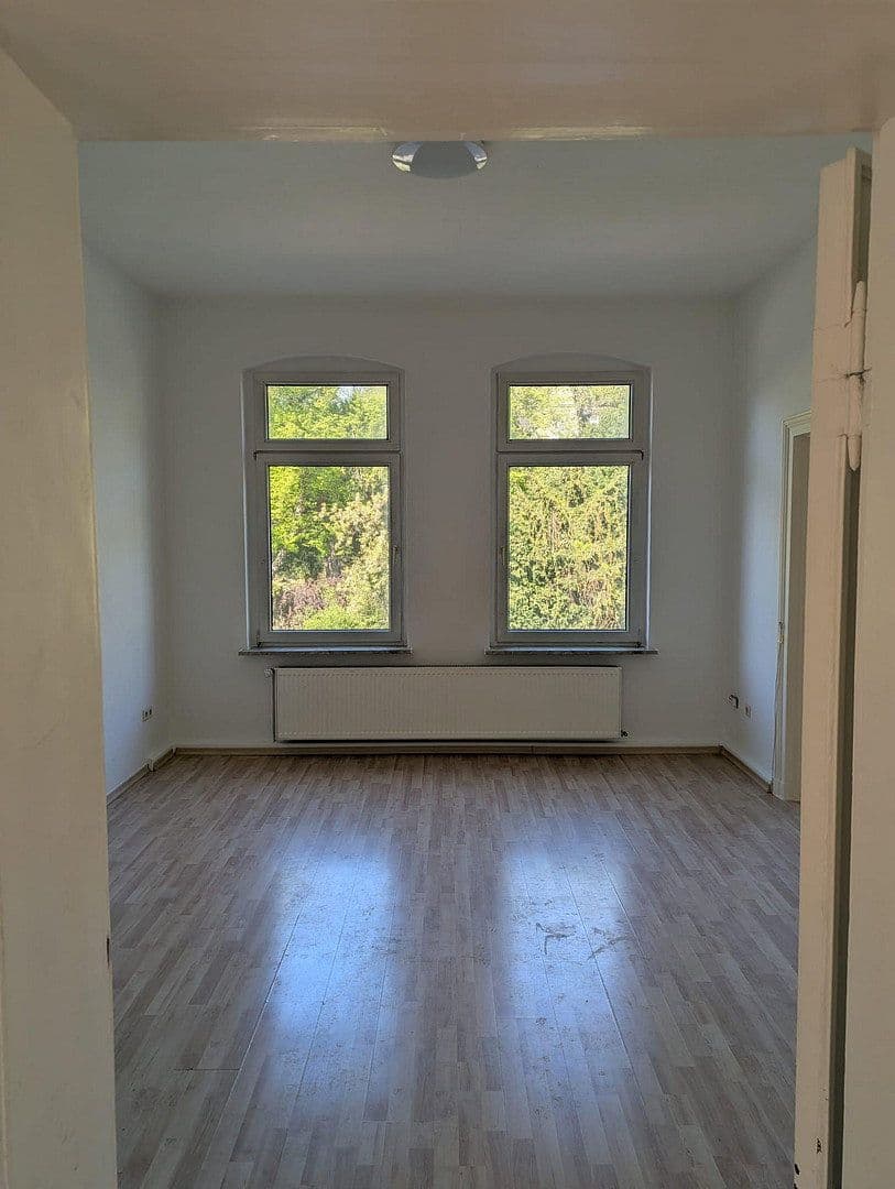Prenájom bytu 4-izbový 100 m², Willhelmstraße 16, Helmstedt, Dolné Sasko Prenájom bytu 4-izbový 100 m², Willhelmstraße 16, Helmstedt, Dolné Sasko