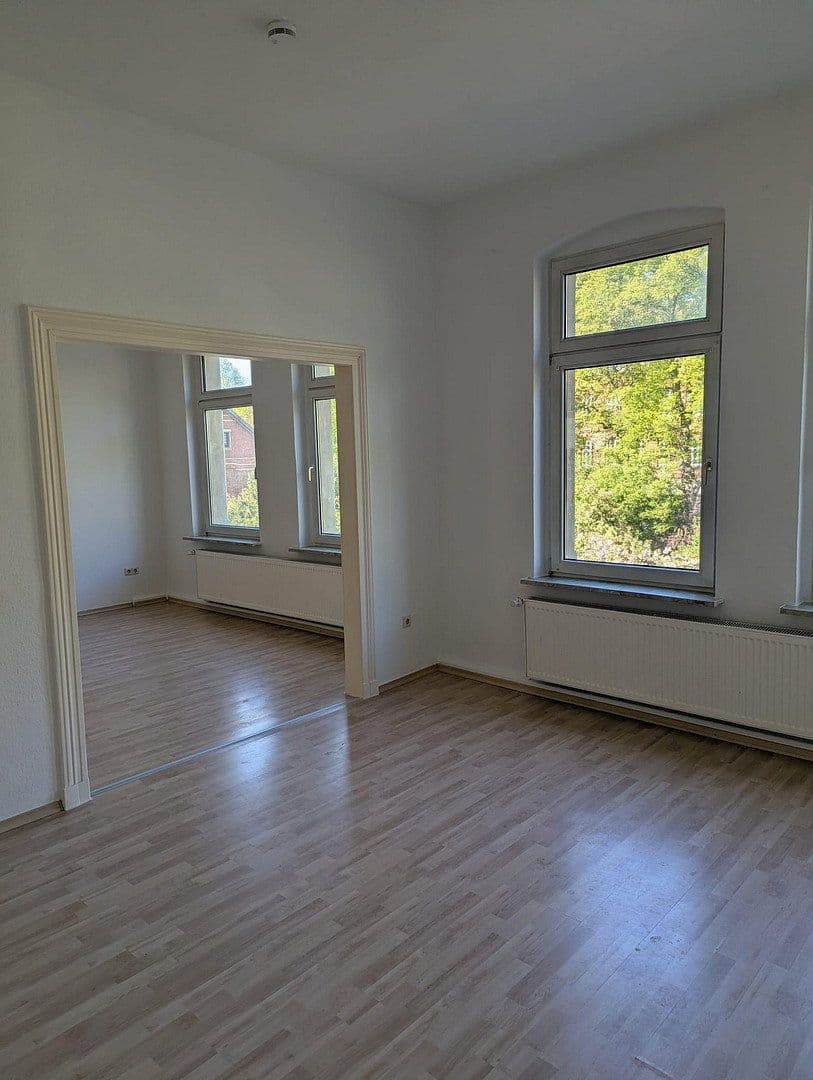 Prenájom bytu 4-izbový 100 m², Willhelmstraße 16, Helmstedt, Dolné Sasko Prenájom bytu 4-izbový 100 m², Willhelmstraße 16, Helmstedt, Dolné Sasko