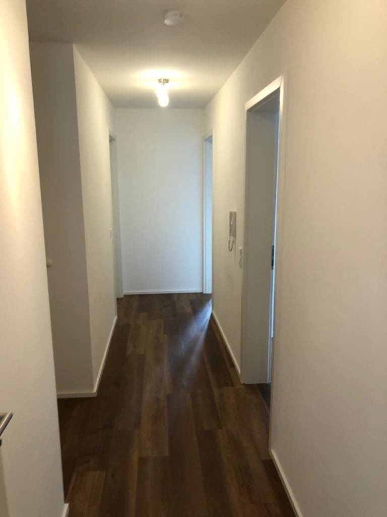 Prenájom bytu 3-izbový 80 m², Kipfenberg, Bavorsko Prenájom bytu 3-izbový 80 m², Kipfenberg, Bavorsko
