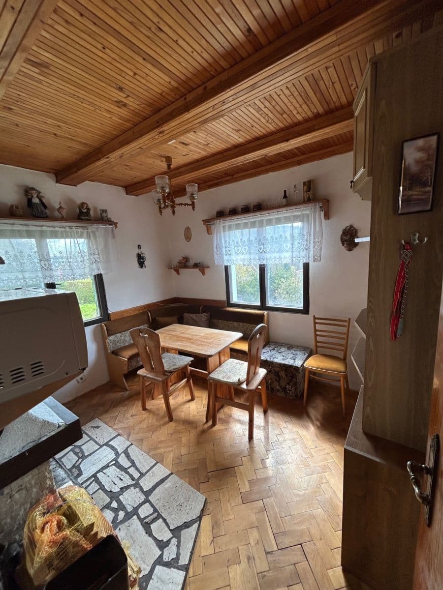 Predaj rekreačného objektu 40 m², pozemek 384 m², Vlčická, Trutnov, Královéhradecký kraj Predaj rekreačného objektu 40 m², pozemek 384 m², Vlčická, Trutnov, Královéhradecký kraj