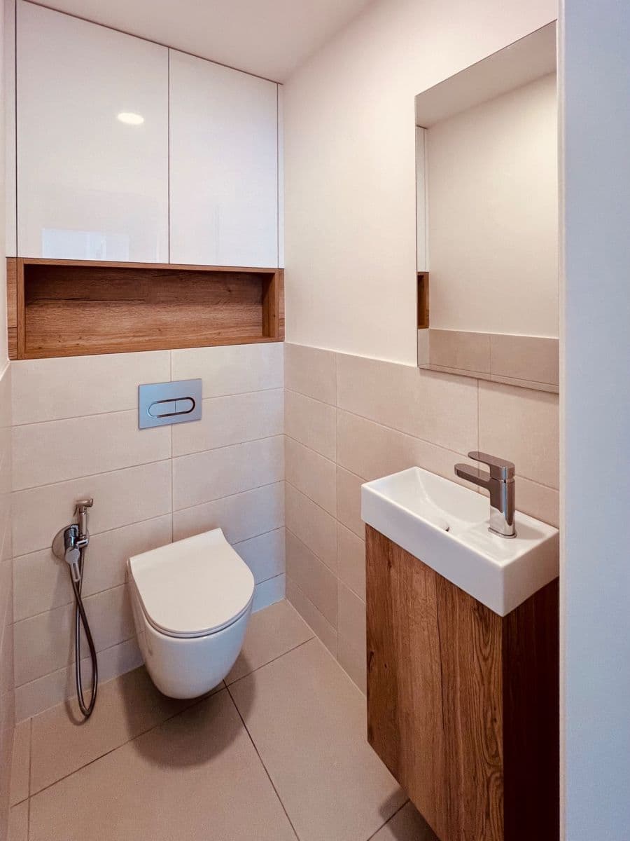 Prenájom bytu 2-izbový 55 m², Na Palouku, Praha, Praha Prenájom bytu 2-izbový 55 m², Na Palouku, Praha, Praha