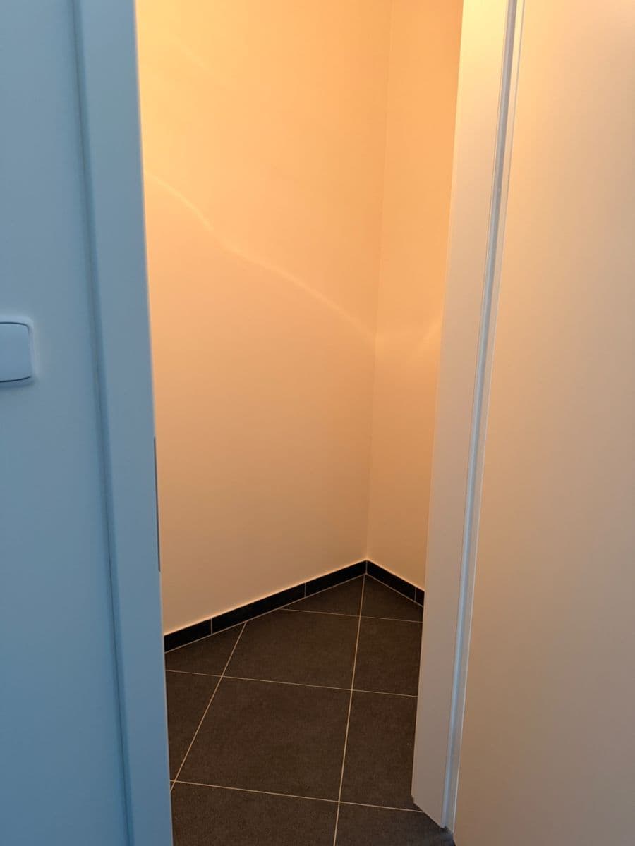 Prenájom bytu 2-izbový 45 m², Pod Harfou, Praha, Praha Prenájom bytu 2-izbový 45 m², Pod Harfou, Praha, Praha