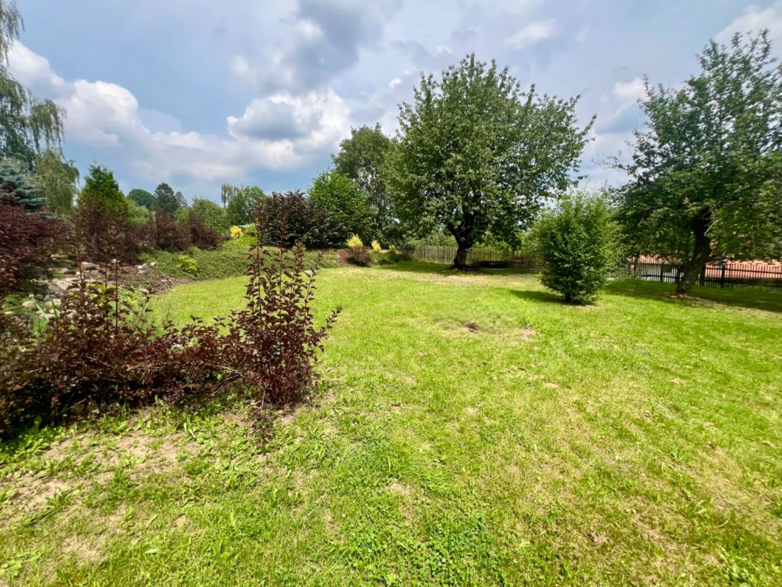 Predaj pozemku 806 m², Česká Lípa, Liberecký kraj Predaj pozemku 806 m², Česká Lípa, Liberecký kraj