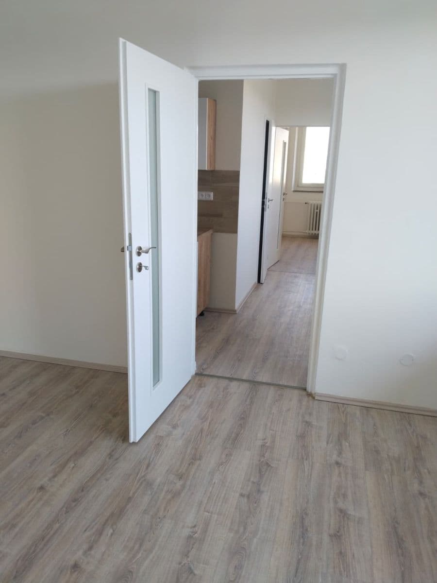 Prenájom bytu 3-izbový 65 m², Kmochova, Olomouc, Olomoucký kraj Prenájom bytu 3-izbový 65 m², Kmochova, Olomouc, Olomoucký kraj
