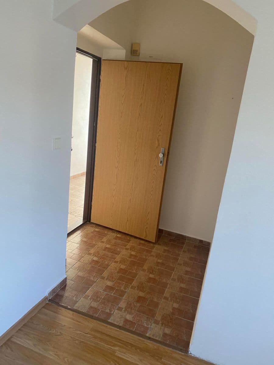 Prenájom bytu 2-izbový 60 m², J. Hory, Dubí, Ústecký kraj Prenájom bytu 2-izbový 60 m², J. Hory, Dubí, Ústecký kraj