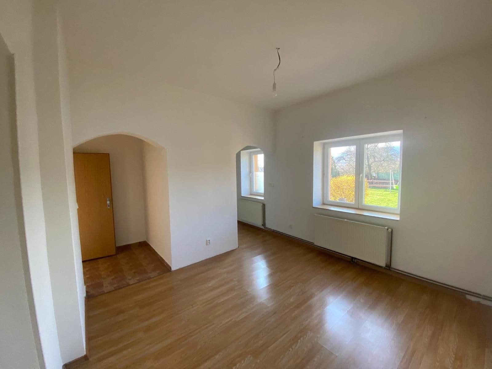 Prenájom bytu 2-izbový 60 m², J. Hory, Dubí, Ústecký kraj Prenájom bytu 2-izbový 60 m², J. Hory, Dubí, Ústecký kraj