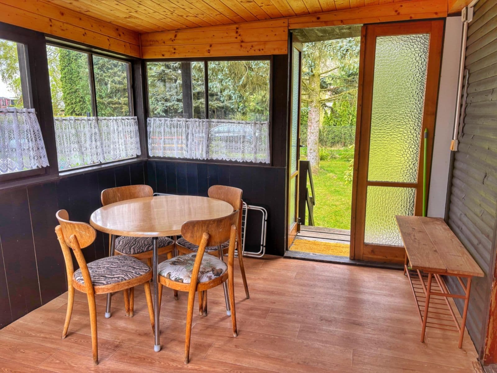 Predaj rekreačného objektu 58 m², pozemek 380 m², Černíny, Středočeský kraj Predaj rekreačného objektu 58 m², pozemek 380 m², Černíny, Středočeský kraj