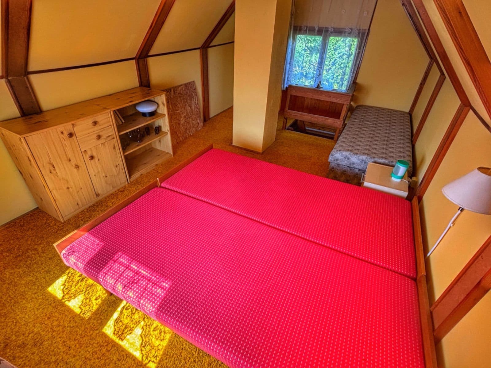 Predaj rekreačného objektu 58 m², pozemek 380 m², Černíny, Středočeský kraj Predaj rekreačného objektu 58 m², pozemek 380 m², Černíny, Středočeský kraj