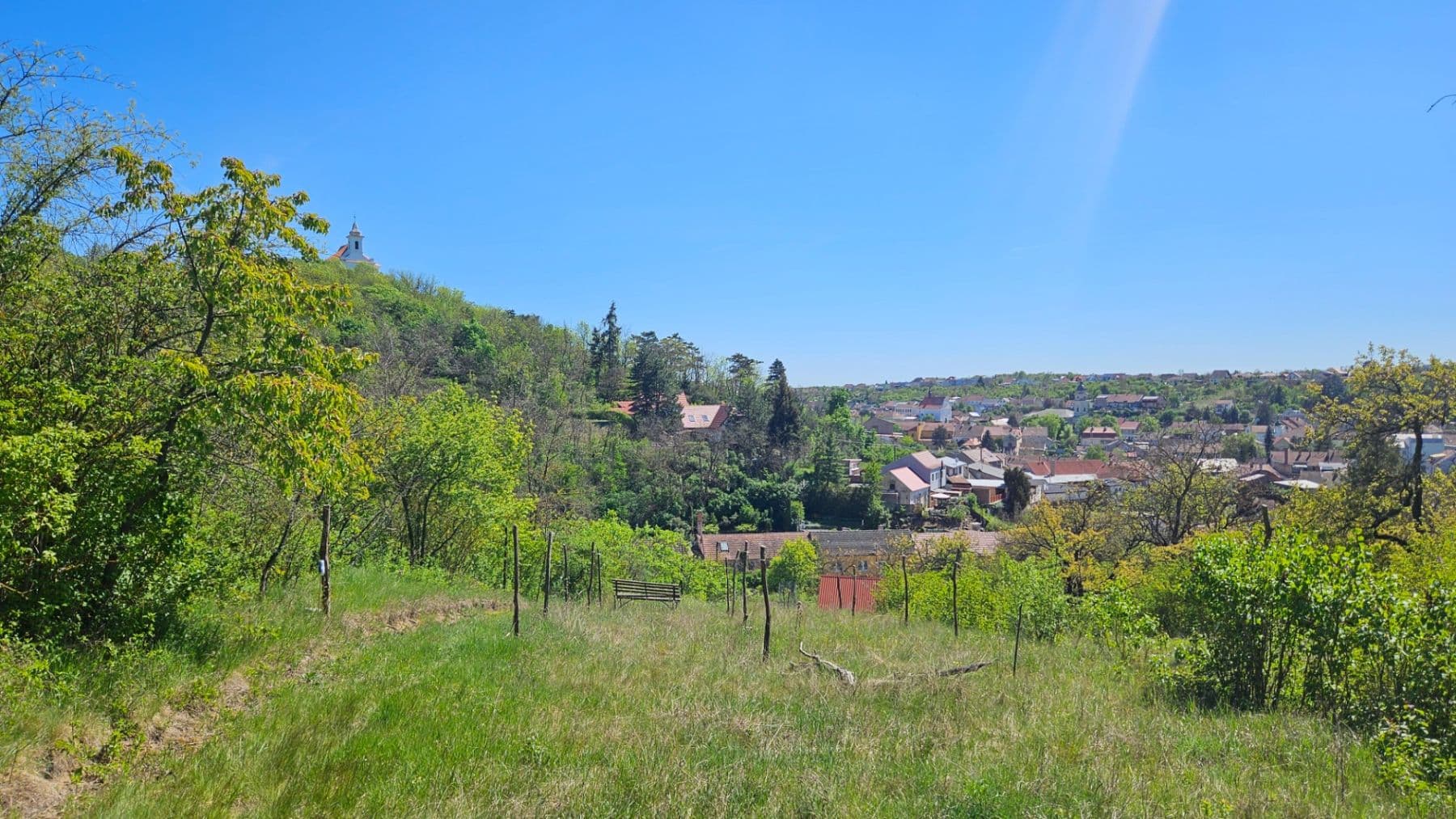 Predaj pozemku 1.849 m², Dolní Kounice, Jihomoravský kraj Predaj pozemku 1.849 m², Dolní Kounice, Jihomoravský kraj