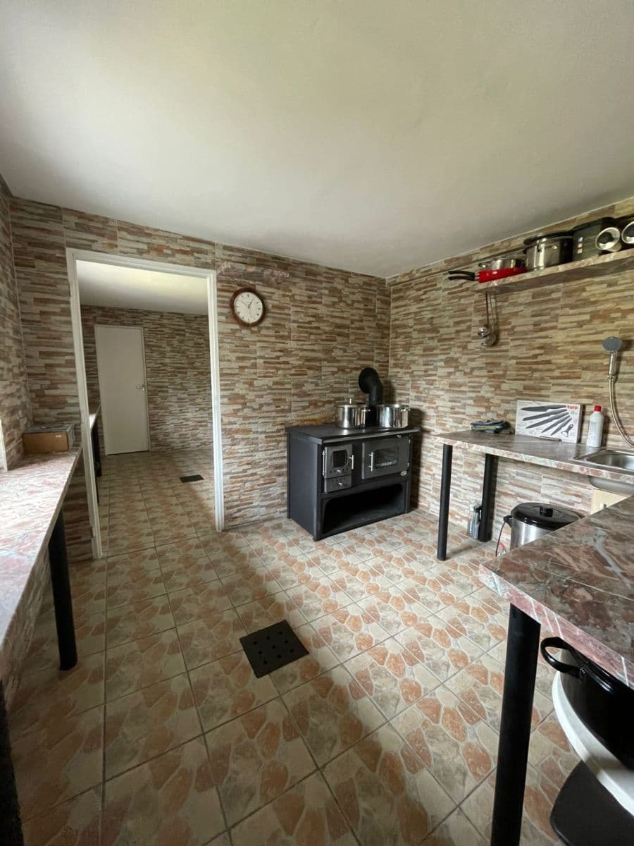 Predaj domu 2.280 m², pozemek 9.733 m², Kramolín, Kraj Vysočina Predaj domu 2.280 m², pozemek 9.733 m², Kramolín, Kraj Vysočina