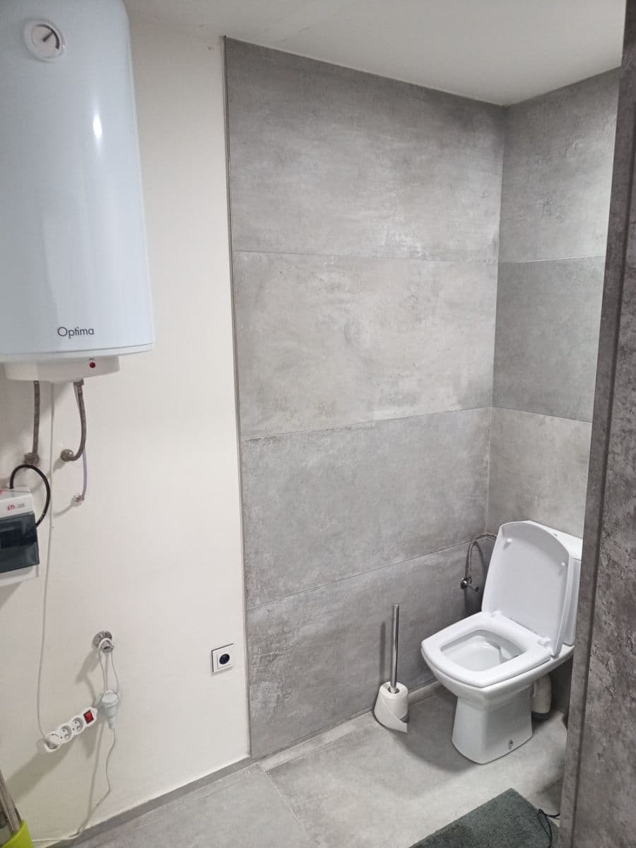 Predaj domu 2.280 m², pozemek 9.733 m², Kramolín, Kraj Vysočina Predaj domu 2.280 m², pozemek 9.733 m², Kramolín, Kraj Vysočina