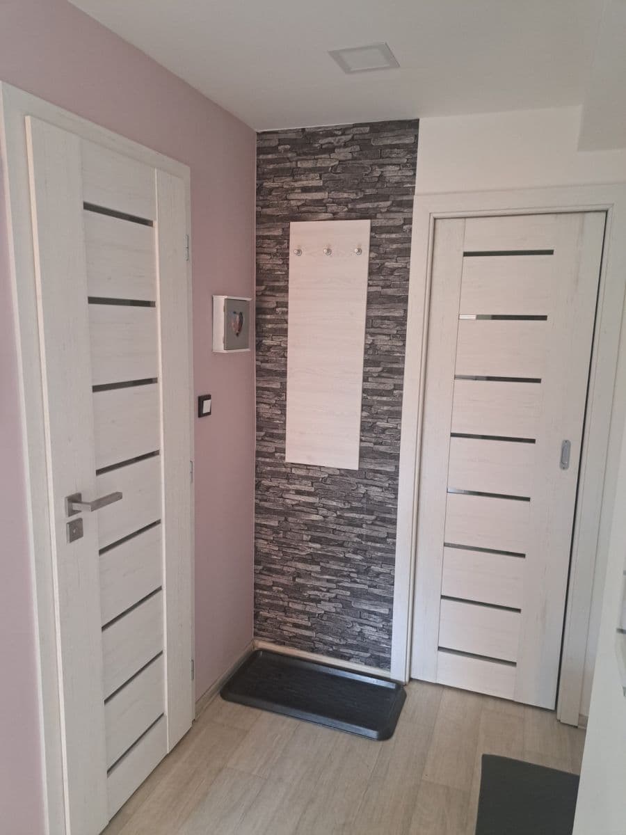 Predaj bytu 3-izbový 64 m², Průběžná, Ostrava, Moravskoslezský kraj Predaj bytu 3-izbový 64 m², Průběžná, Ostrava, Moravskoslezský kraj