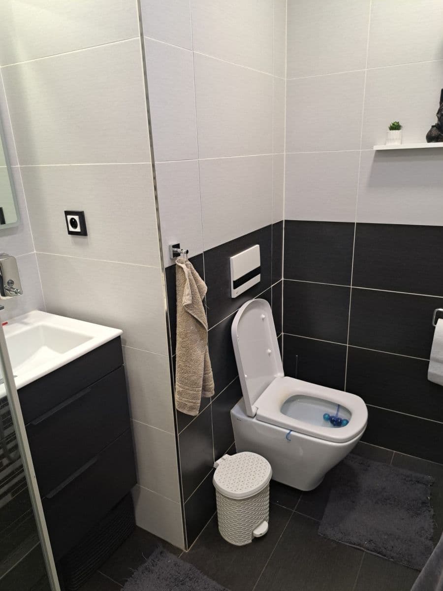 Predaj bytu 3-izbový 64 m², Průběžná, Ostrava, Moravskoslezský kraj Predaj bytu 3-izbový 64 m², Průběžná, Ostrava, Moravskoslezský kraj