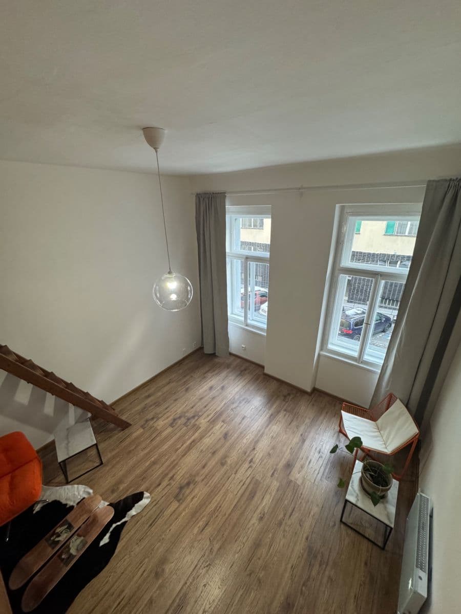 Prenájom bytu 2-izbový 43 m², Heřmanova, Praha, Praha Prenájom bytu 2-izbový 43 m², Heřmanova, Praha, Praha